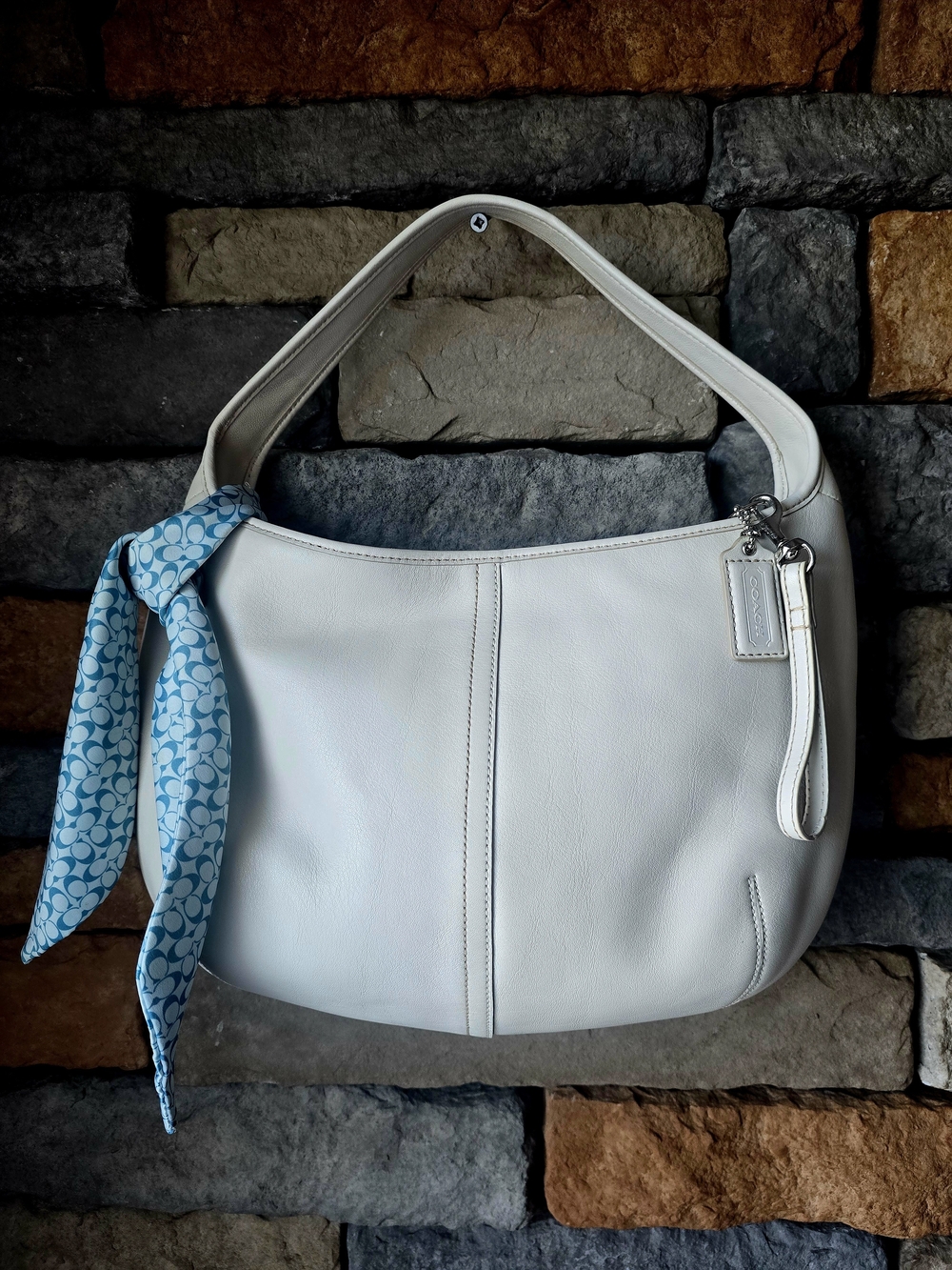 COACH F12347 Chalk White Leather Ergo Hobo Shoulder Bag Purse Blie Scarf Y2K